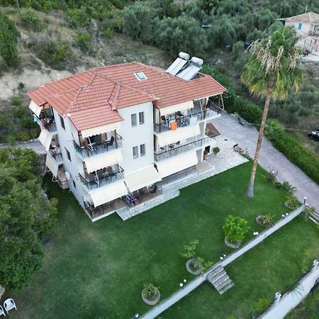 Aggeliki Apartments Nikiana Exterior photo