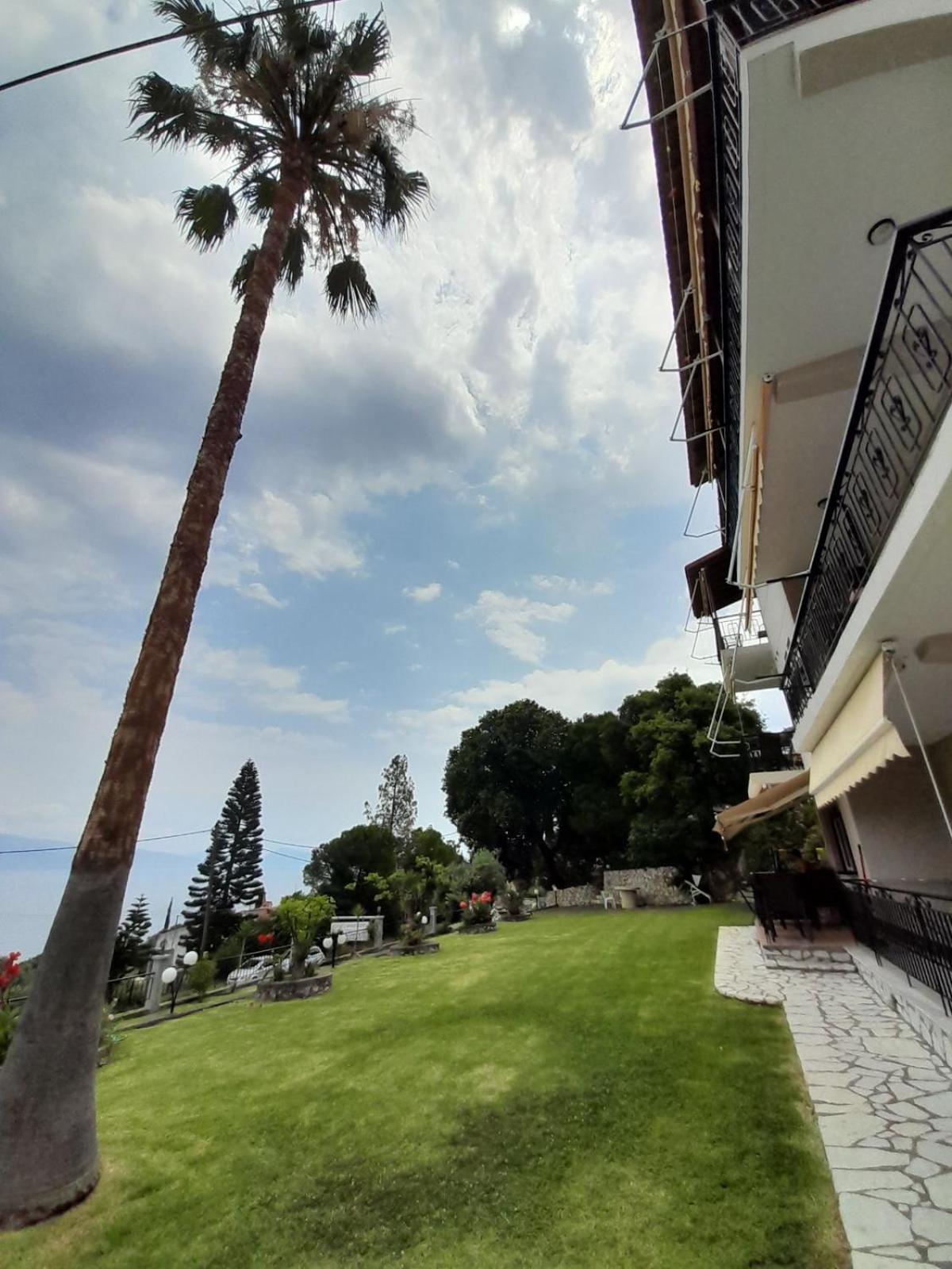 Aggeliki Apartments Nikiana Exterior photo