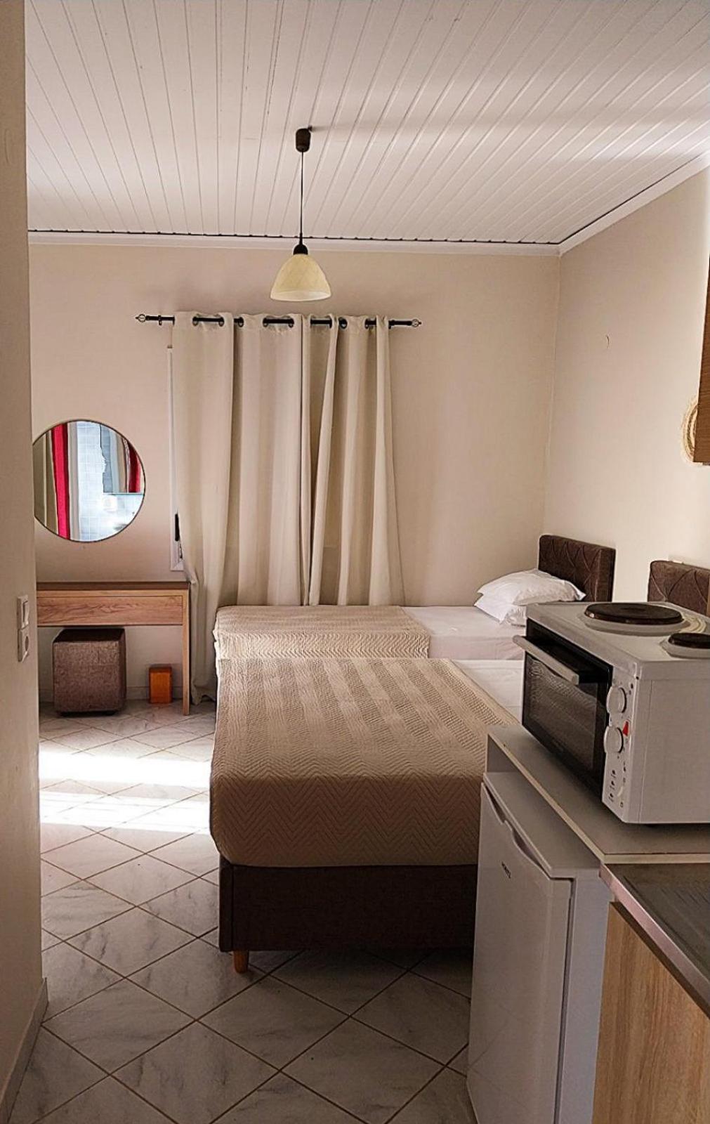 Aggeliki Apartments Nikiana Room photo