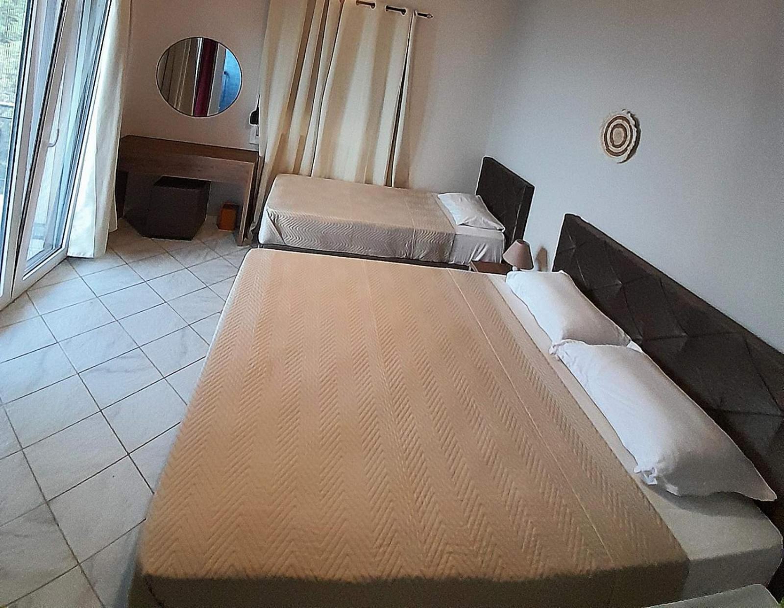 Aggeliki Apartments Nikiana Room photo